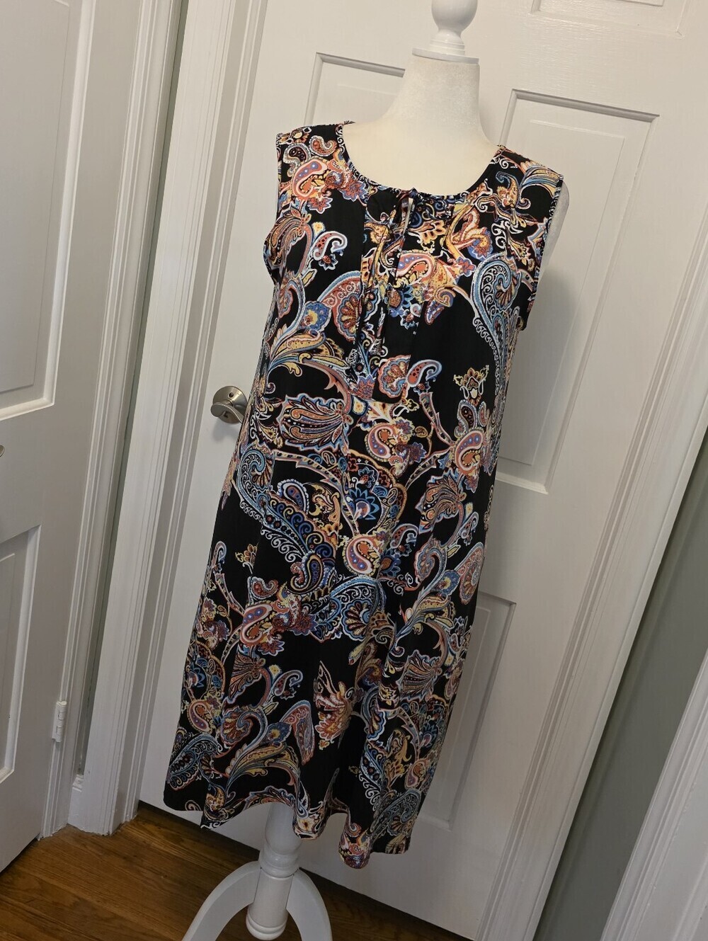 Avenue Black Paisley Print Sleeveless Knit Dress Size 18/20, Casual, Colorful